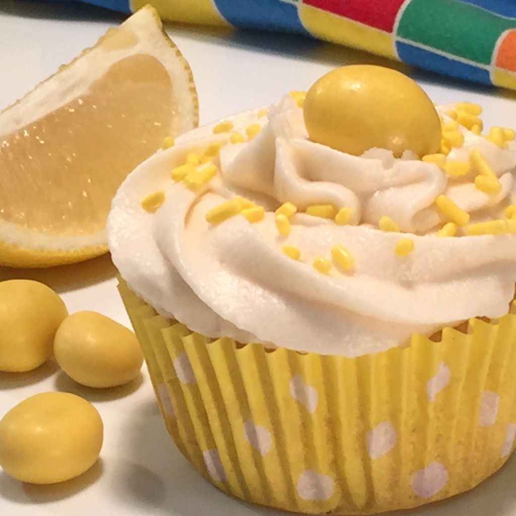 LEMON ZINGER CUPCAKE