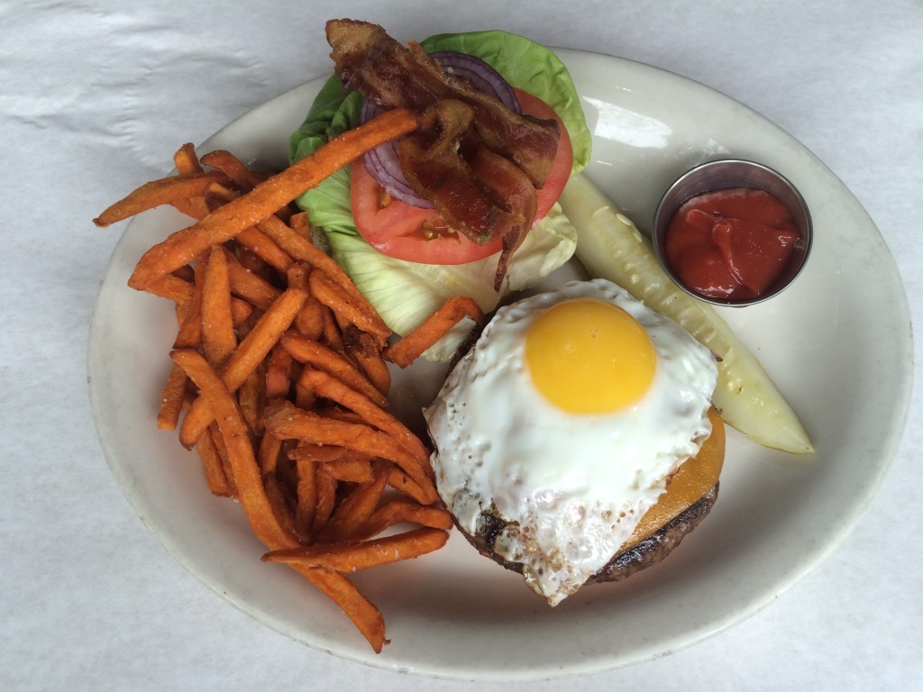 The sweet potato fries were accompanied by spicy ketchup. Finger lickin' good!