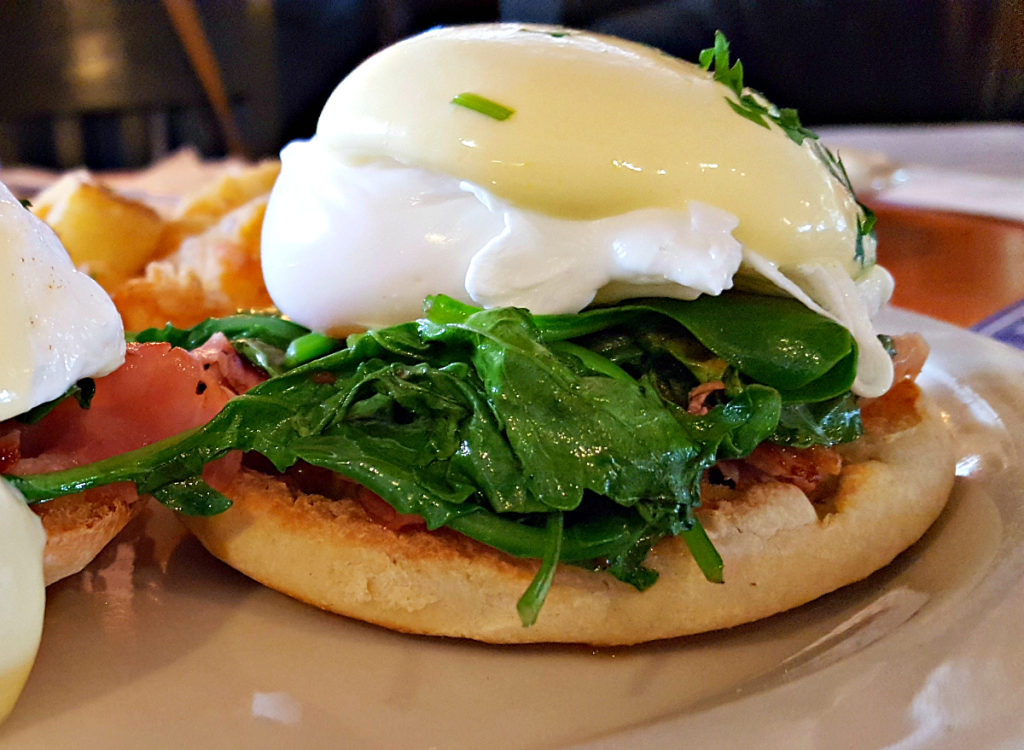 Under-The-Sun-Eatery-Benedict-Brunch