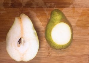 how-to-cut-the-pears